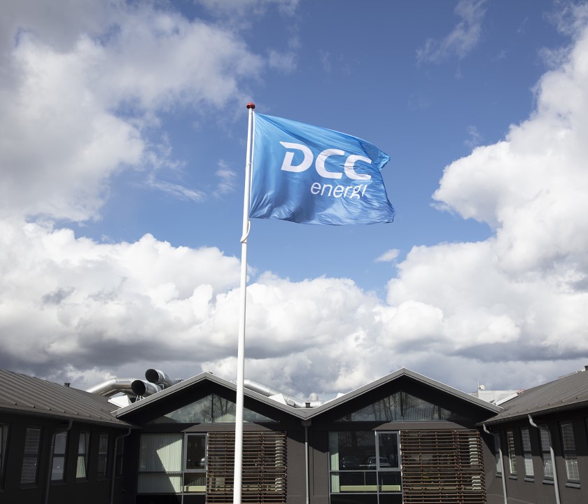 DCC Energi flag ved hovedkontor
